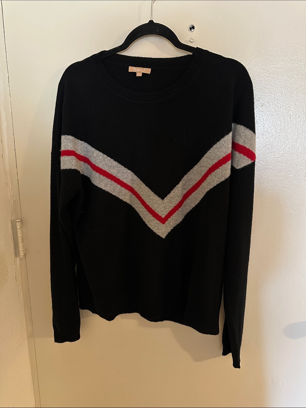 Kier + J  Black Crewneck Sweater with Gray and Red V-Stripe